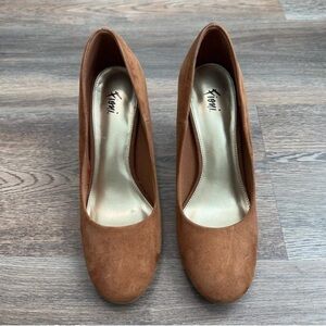 FIONI Clothing Brown Suede Round-Toe Heels